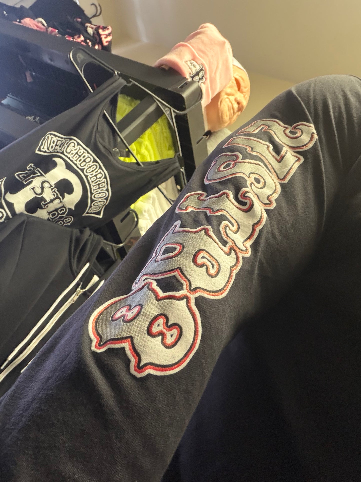 Long-sleeve, black “Bomb” T-Shirt