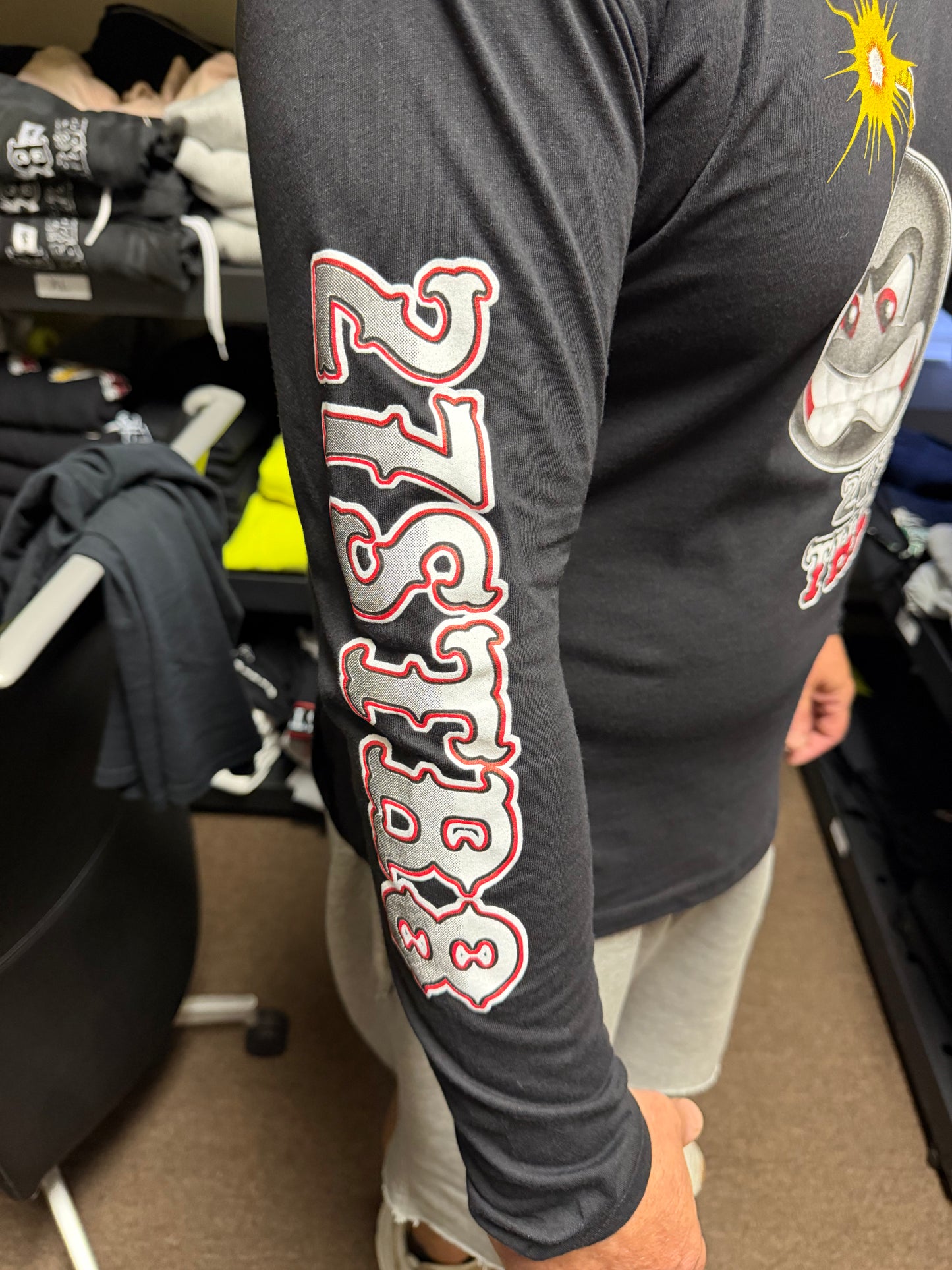 Long-sleeve, black “Bomb” T-Shirt
